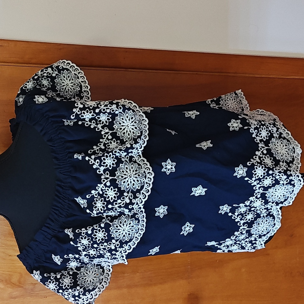 NWT Maurice's tope size large